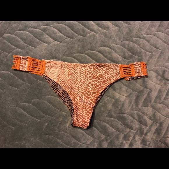 ❌SOLD❌ acacia Gili style bottoms in Mudsnake - Picture 1 of 3